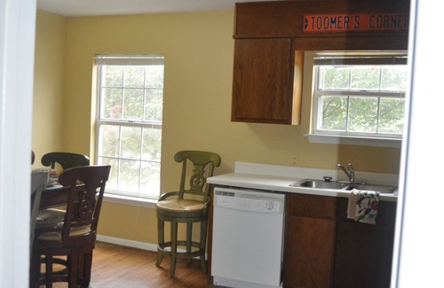 Auburn Condo | Game Day Simplicity - Sleeps 6, 2 BR 3 Bath