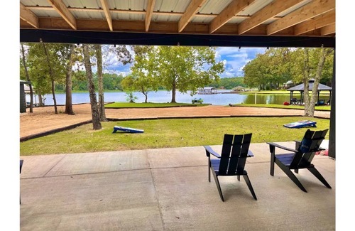 Wetumpka House | Exceptional Game Day Suites on Jordan with Family Amenities