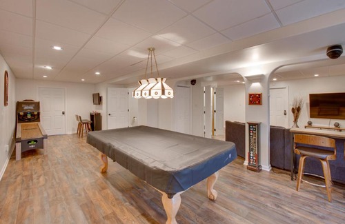 Hummelstown House | Hummelstown Hideaway: Game Room & Family-Friendly Amenities