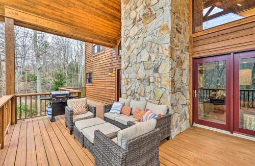 Elk Park House | Welcoming Elk Park Lodge: Game Room & Fire Pit Await!