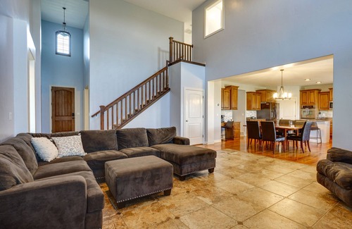 Kaysville House | Inviting Great Salt Lake House: Mountain Views & Spa Amenities