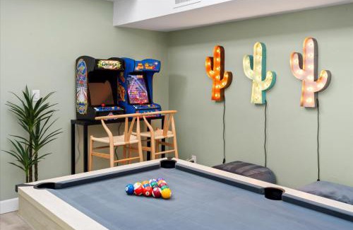 North Mountain House | Modern Oasis with Game Room, Pool & Hot Tub Retreat