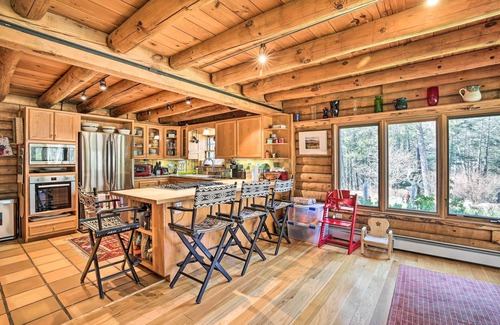 Accord Cabin | Premier Accord Vacation Rental with Pool & Hot Tub
