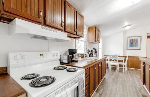 Columbia House | Gamecock Roost: 15 Mins to Downtown, Pet-Friendly Retreat