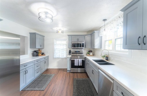 Saint Marys  Saint Joseph County House | Experience GameRoom Bliss with Pool & King Bed Retreat