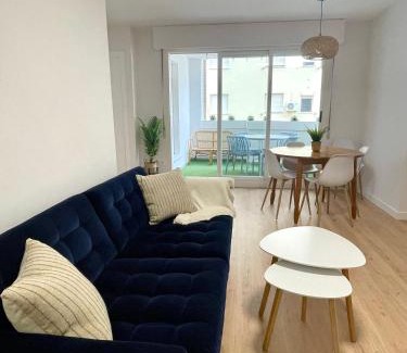 Grau i Platja Apartment | Gandía Playa: Newly Renovated with Pool & Kid-Friendly Fun