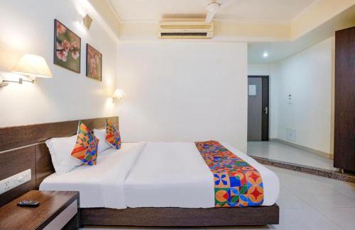 Swargate Hotel | Pet-Friendly Comfort at Gandharva Residency Swargate