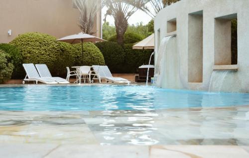 Itu Hotel | Gandini Hotel: Oceanfront Retreat with Spa and Pool