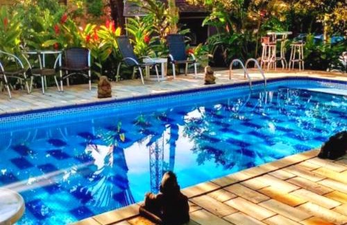 Boraceia Cabin | Pet-Friendly Retreat at Ganesh Chalés with Ocean Views