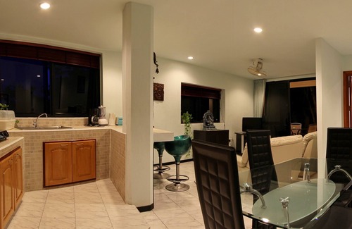 Bophut Apartment | Ganesha Seaview Apartment with Pool & Jacuzzi Retreat