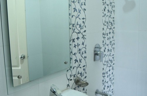 Varanasi House | Ganga Darshanam Guest House: Family-Friendly Retreat Awaits