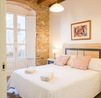 Besalu Apartment | Charming Apartment in Historic Center - Rated 8.7/10