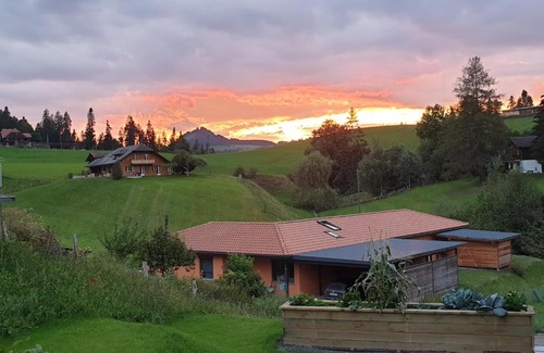 Rueschegg Cabin | Explore Gantrisch Lodge: Scenic Oceanfront Retreat