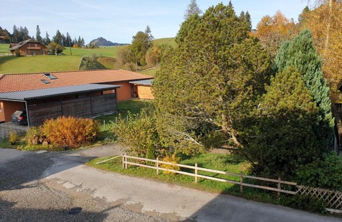 Rueschegg Cabin | Explore Gantrisch Lodge: Scenic Oceanfront Retreat