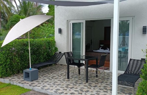 Ko Chang Apartment | Beachfront Villa with Pool & Hot Tub - 4-Star Retreat