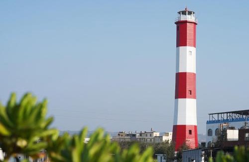 Qingshui District House | Experience Gaomei Lighthouse: Family-Friendly Getaway