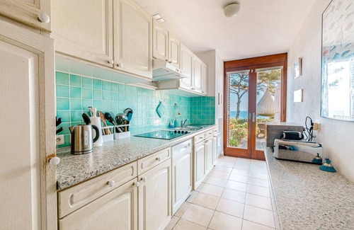 Cap Benat House | Family-Friendly Gaou Benat Villa Steps from Private Beach