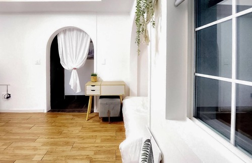 Sang House | Family-Friendly Gapyeong Citrine Pension with Kitchen Amenities