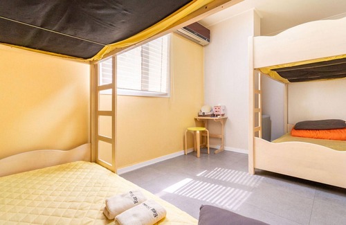 Gapyeong House | Family-Friendly Stay at Gapyeong Egghouse with Kitchen Access