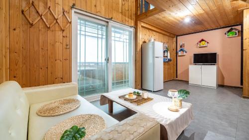 Buk House | Gapyeong Haneuldari pet pension