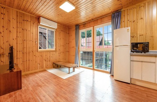 Gapyeong House | Kid-Friendly Getaway at Gapyeong Humantown Pension
