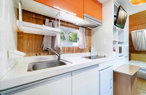 Gapyeong House | Relax at Gapyeong Karabankaempingnongwon with Pool Access