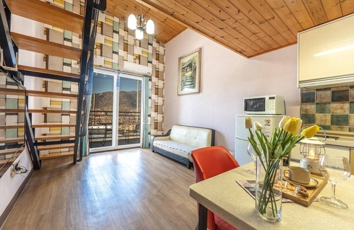 Gapyeong House | Relax at Gapyeong Lemon Pension: Family-Friendly Retreat