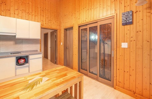 Buk House | Gapyeong Sanchaek Glamping Pension