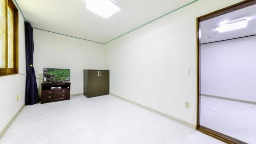 Buk House | Gapyeong Sangol-Iyagi Pension