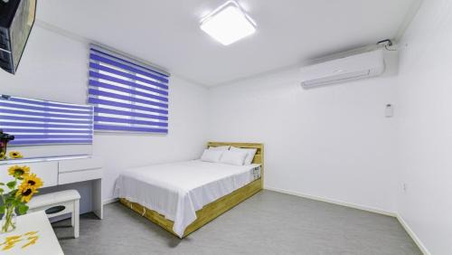 Buk House | Gapyeong Sangol Spa Pension