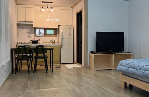 Gapyeong House | Family-Friendly Gapyeong Shym Pension with Kitchen Facilities