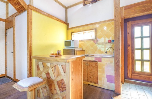 Buk House | Guest Rated 10/10: Gapyeong Tremore Pension with Kitchen