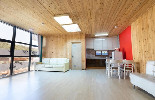 Buk House | Family-Friendly Gapyeong Yeolhodang Pension with Kitchenette