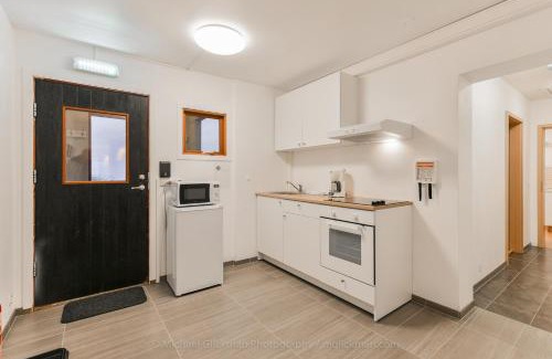 Skinnastadur House | Welcoming Garður Guesthouse: Family-Friendly with Kitchen
