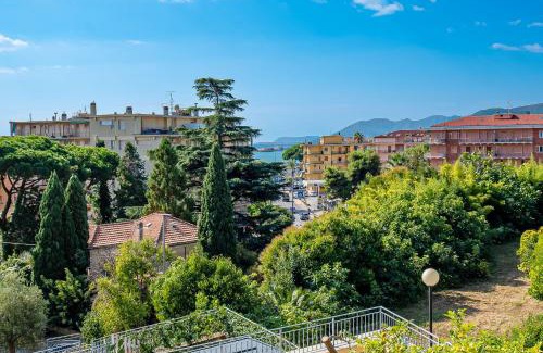 Pietra Ligure Apartment | Relaxation Awaits: 250m to the Sea with Family-Friendly Amenities