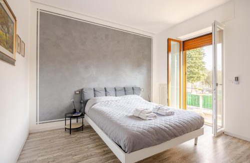 Peschiera del Garda Apartment | Relax at Garda Art&Lake: Family-Friendly 4-Star Retreat