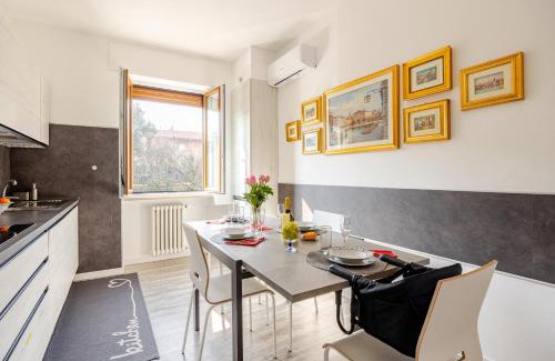 Peschiera del Garda Apartment | Relax at Garda Art&Lake: Family-Friendly 4-Star Retreat