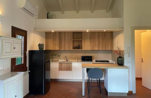 Soiano del Lago Apartment | Garda Golf Studio: Relax by the Ocean with Family-Focused Amenities