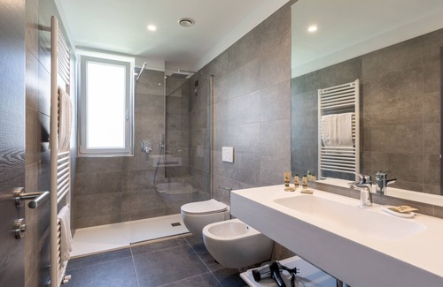 Riva del Garda Hotel | Exceptional Garda Life: Guest Rated 9.8 with Family Amenities