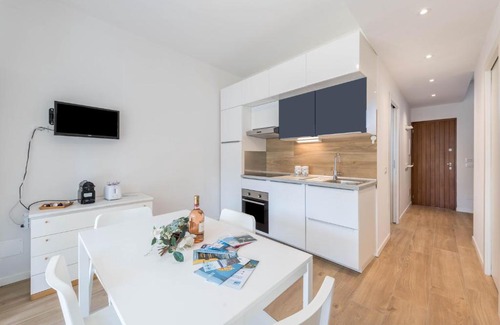 Pieve Vecchia Apartment | Unwind at Garda Paola Appartamento 2 with Oceanfront Views