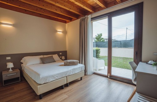 Castelnuovo del Garda House | Garda Relais: Guest Rated 9.8 with Breakfast & Kitchen