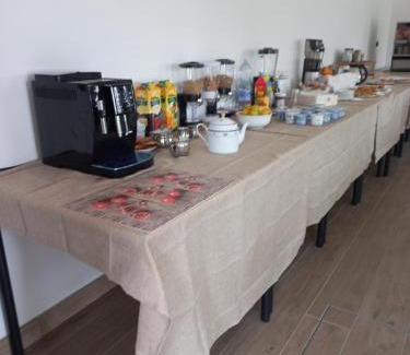 Ovest House | Top-Rated Gardafarm Agriturismo: Pet-Friendly Retreat