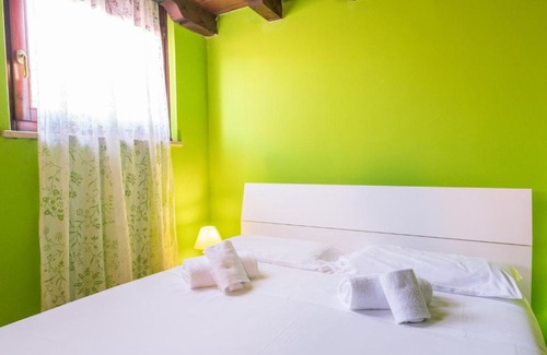 Desenzano del Garda City Centre Apartment | Pet-Friendly Gardappartamenti Carducci in City Centre