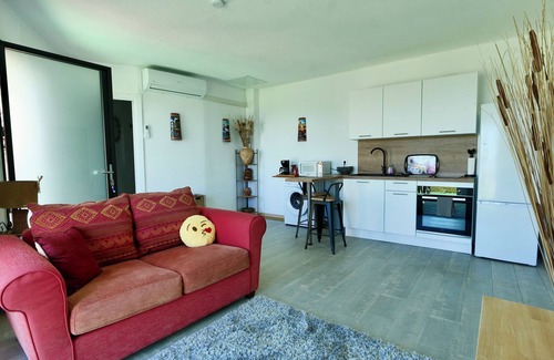 Eccica-Suarella Apartment | Garden apartment with sea and mountain views, 10 minutes from Porticcio