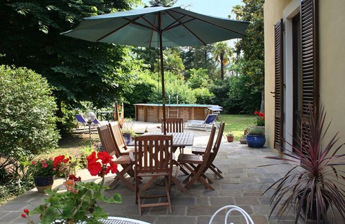 Bagni di Lucca Apartment | Relax in a Stylish Garden Apartment with Pool & Kitchen