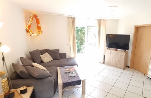 Kraksdorf Apartment | Garden Apartment close to the Beach with Wi-Fi