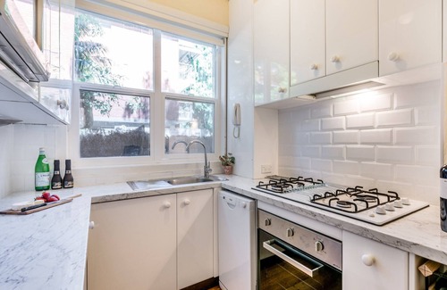 Double Bay Apartment | Garden apartment in the heart of Double Bay