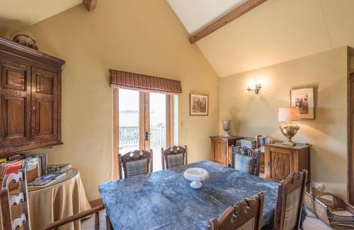 Billingsley House | Pet-Friendly Garden Barn: A 4-Star Guest Favorite