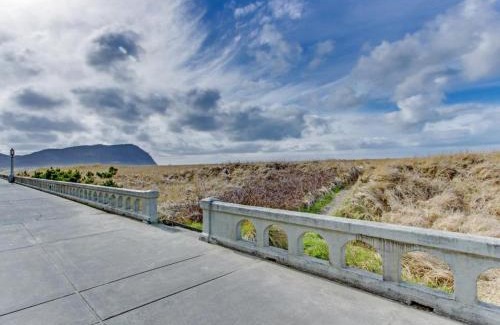 Seaside House | Relax at Garden by the Sea – Pet and Child-Friendly Getaway