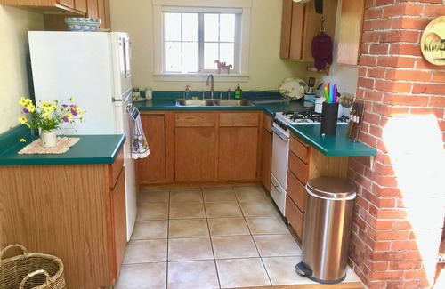 College Hill Cottage | Guest Rated 10/10: Garden Cottage with Spa & Breakfast